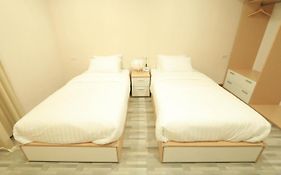 Favori Hostel Bangkok Surawong